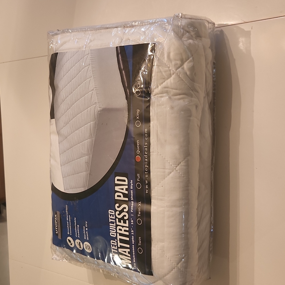 queen mattress pad